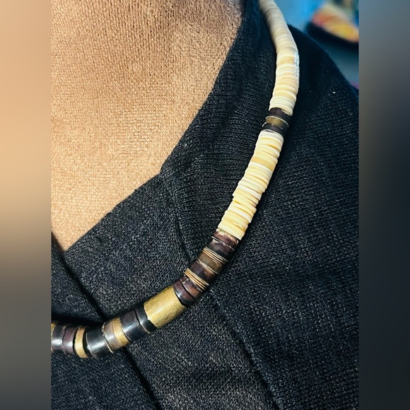 Genuine Heishi shell & brass necklace Vintage Artesian made Native American - Picture 4 of 7